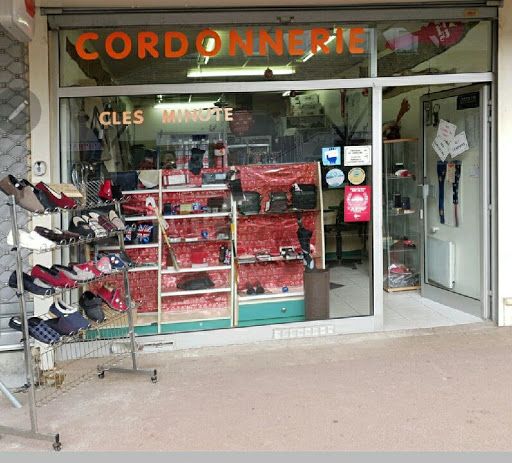 La Cordonnerie du village | Saint-Nom-la-Bretèche - 78860